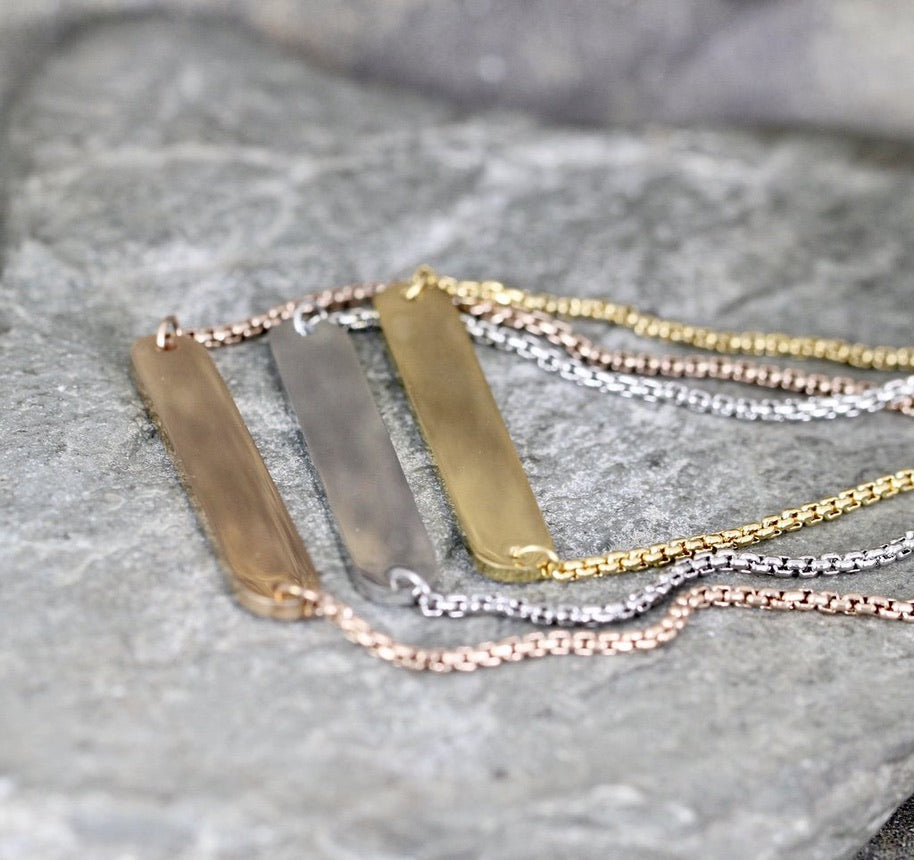 Believe in YOURSELF adjustable bracelet - Inspirational Message - Personalized Jewellery - Stainless Steel in your choice of rose, yellow or steel