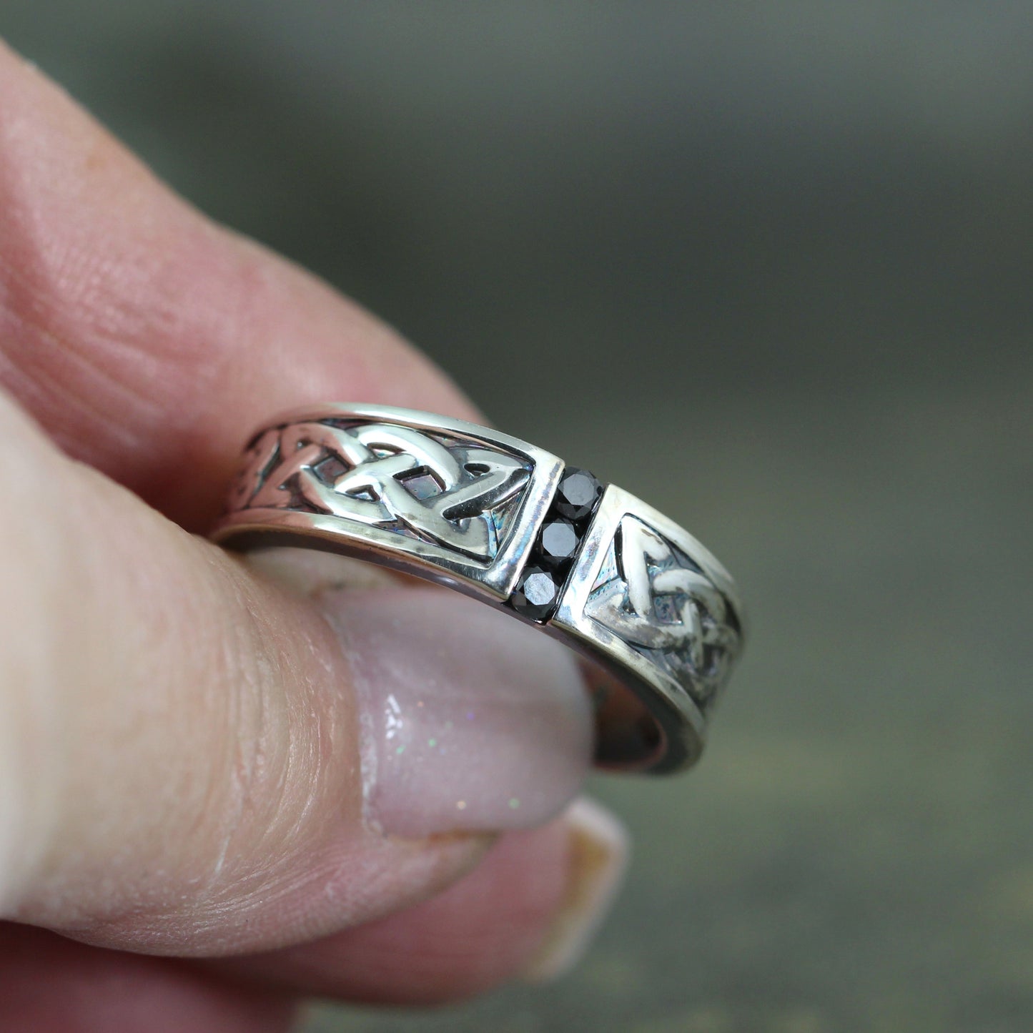 Celtic Knot Ring set with Black Diamonds