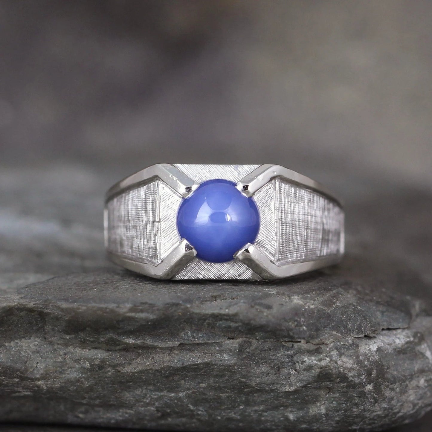 Star Blue Sapphire Men's Ring - 14K White Gold