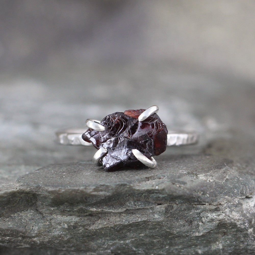 Uncut Raw Garnet Stacking Ring - Rustic Sterling Silver - January Birthstone Ring