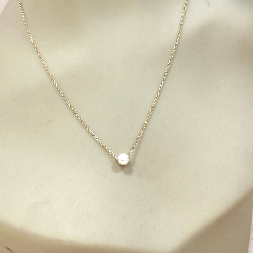 Classic 6mm Floating Pearl on Chain