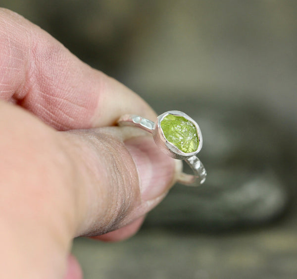 Bezel Set Uncut Peridot Stacking Ring - Rustic Sterling Silver - August Birthstone Ring