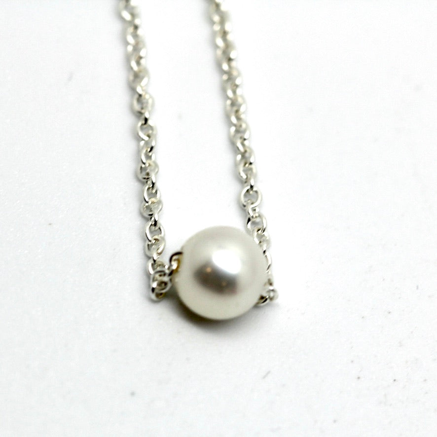 Classic 6mm Floating Pearl on Chain