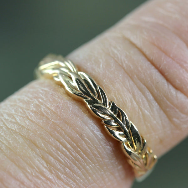 Leaf Design Band - Your choice of Rose, White or Yellow Gold