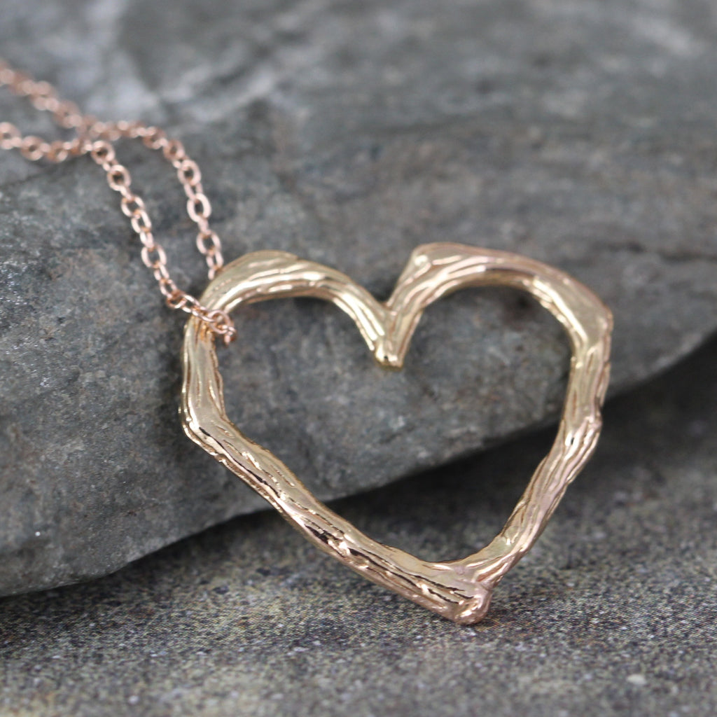 Rose gold floating hot sale heart necklace