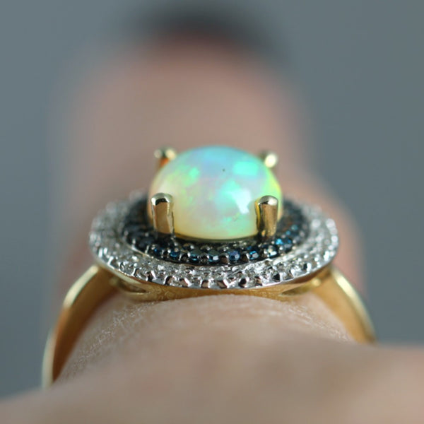 Opal and Diamond Ring - 10K Yellow Gold Estate Jewellery